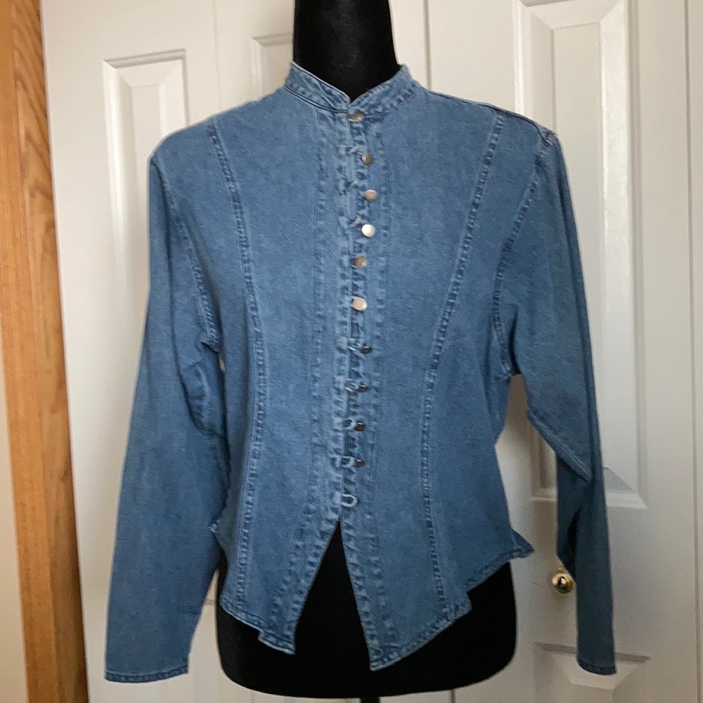 Wrangler wear long sleeve button up front